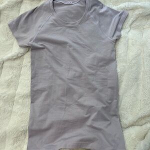 LULULEMON swiftly shirt